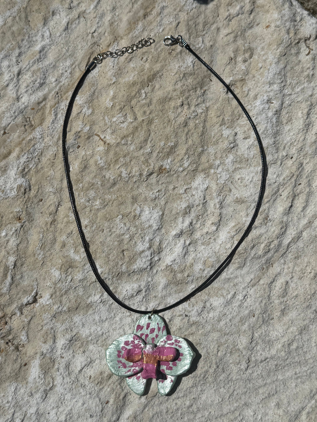 Kluaymai necklaces