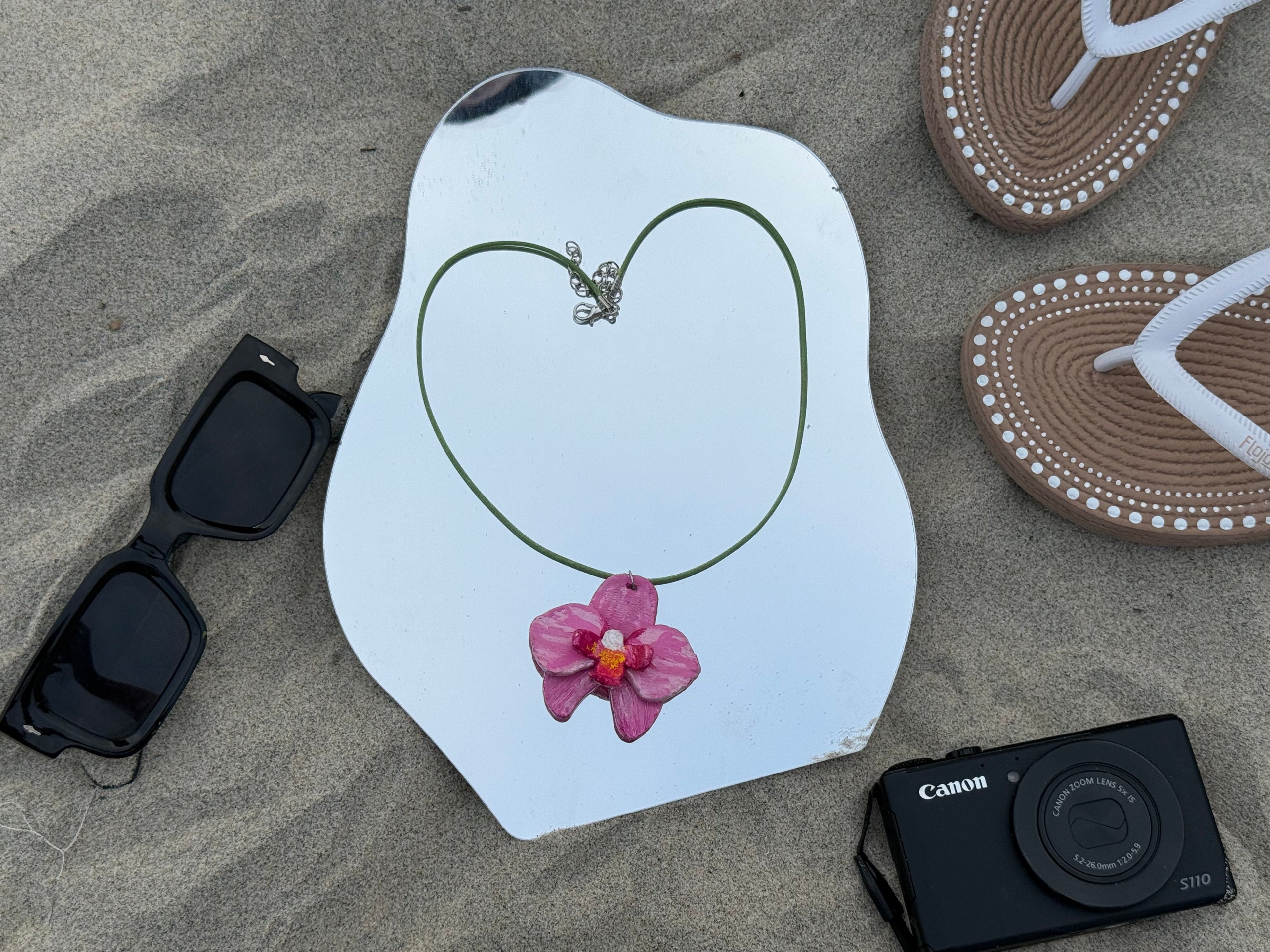 Kluaymai necklaces
